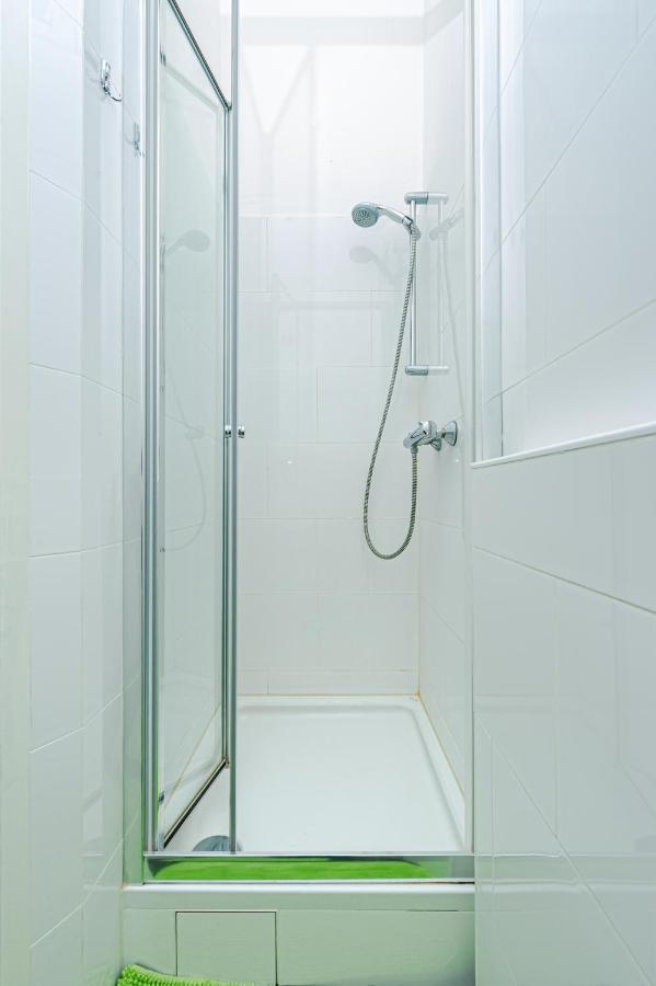 Moderne 2-Zimmer Wohnung In Wien Viena Exterior foto